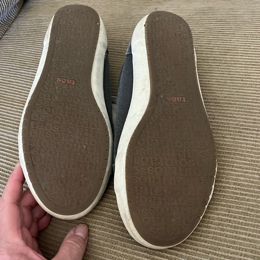 Taos gray sneakers - 9.5W - Picture 7 of 7